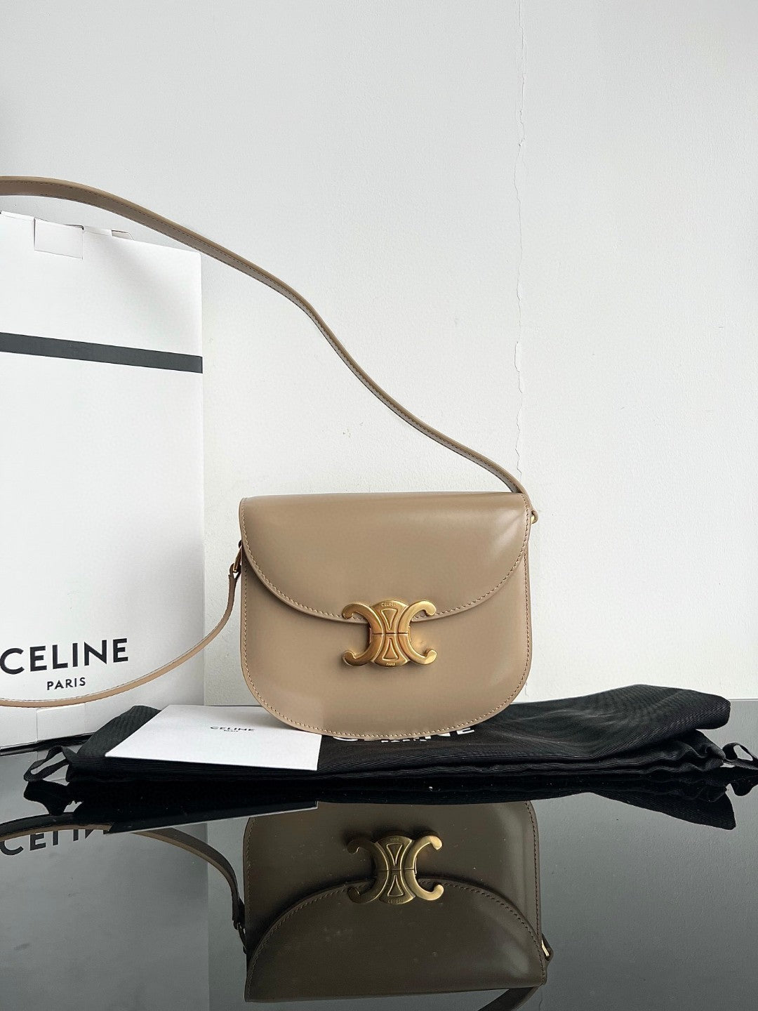 TRIOMPHE 15 Cream Gray Kalbsleder Handtasche