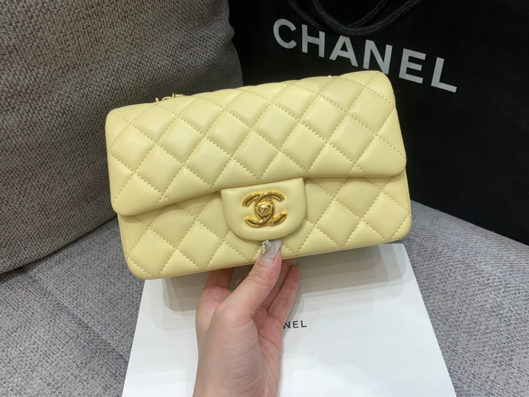 Mini RECTANGLE Klapptasche 20CM Gelb LAMBSKIN Gold-Hardware