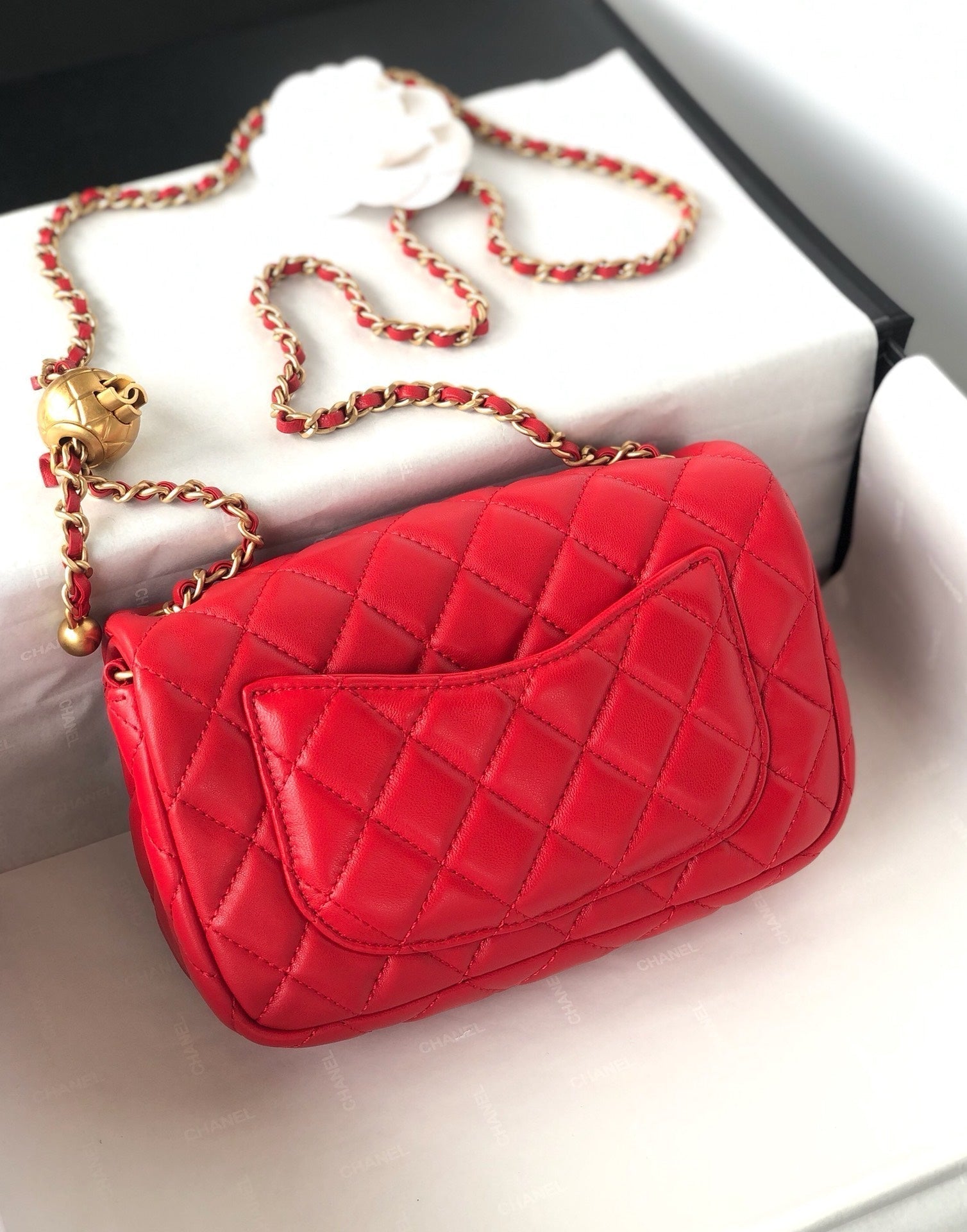 Mini RECTANGLE CLASSIC Klapptasche 20CM Rot LAMBSKIN Gold-Hardware