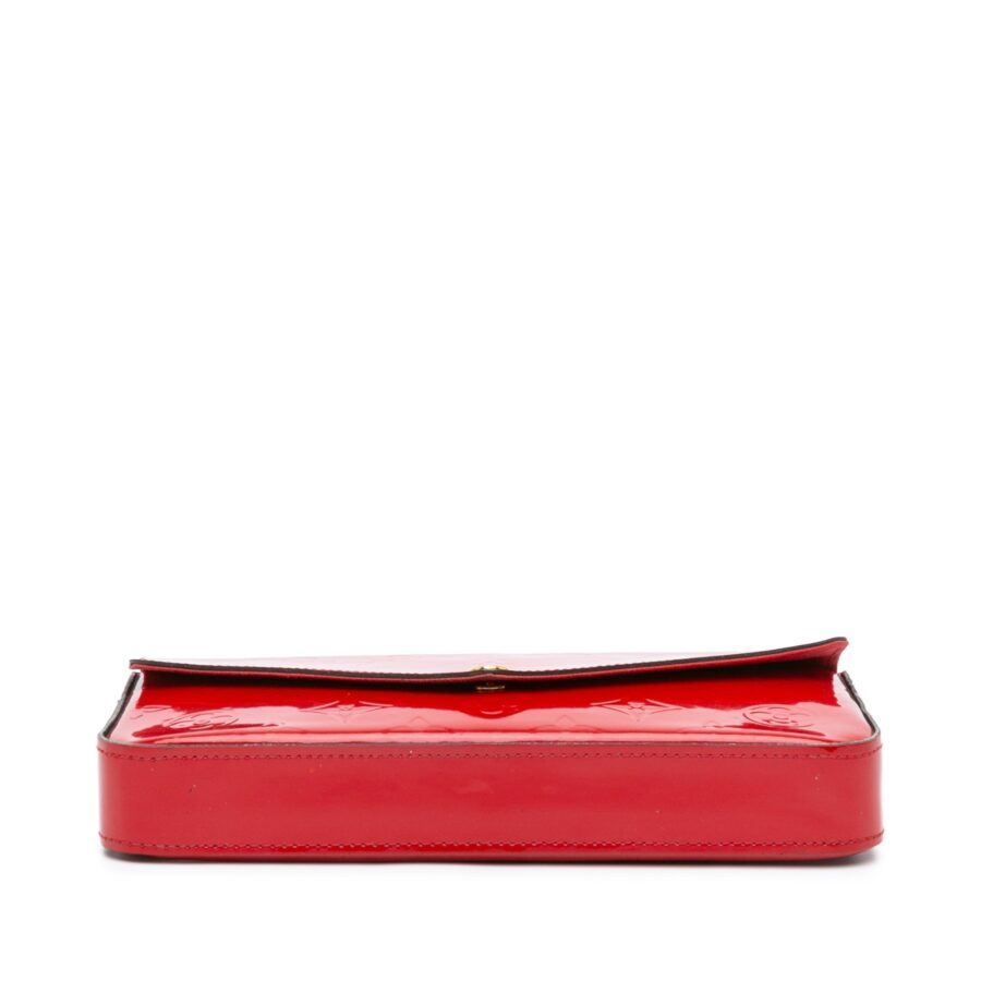 Red Louis Vuitton MONOGRAMM Vernis Pochette Felicie Crossbody Bag | Studio Nafay