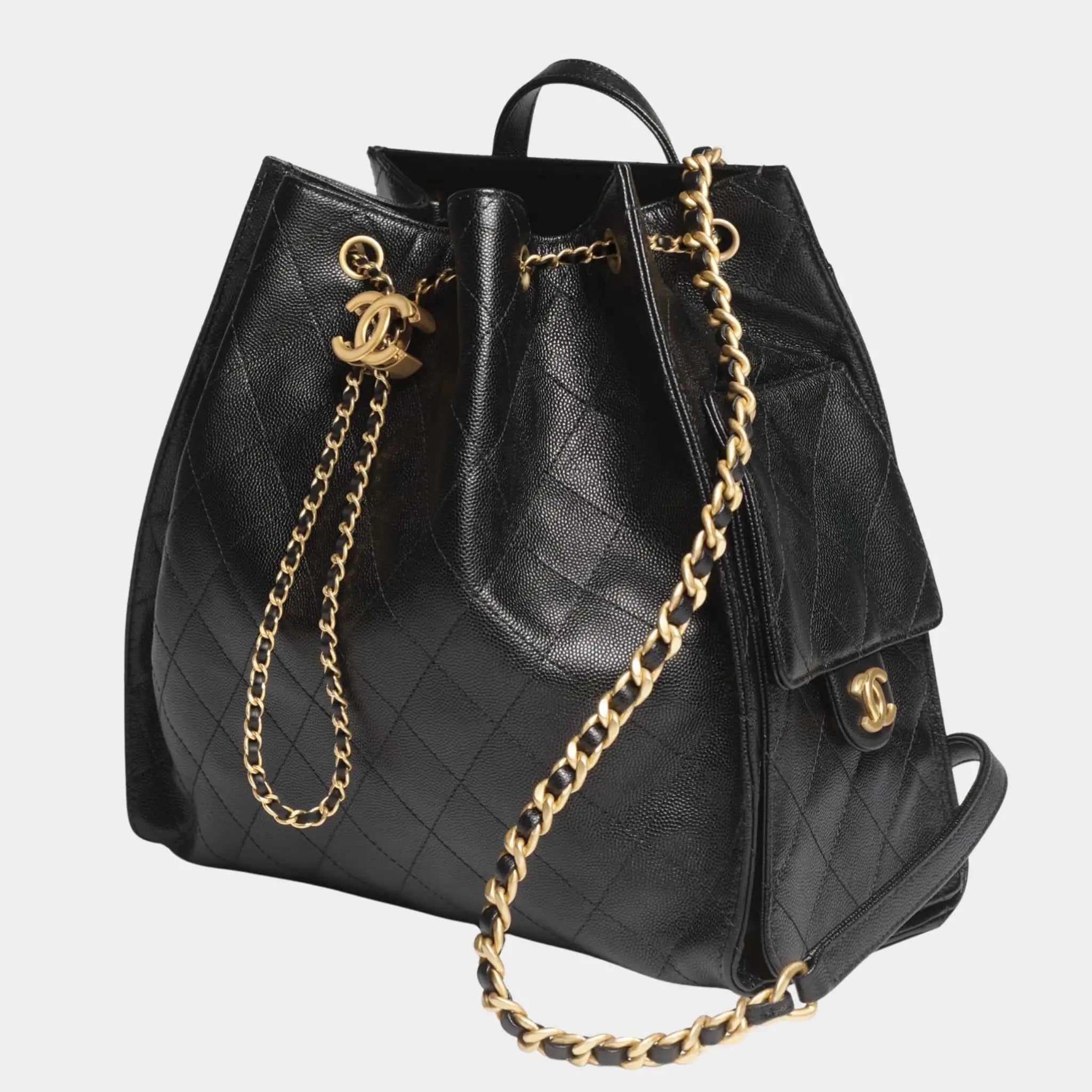 Chanel 25 Großer Rucksack Genarbtes Leder & Goldfarbene Hardware